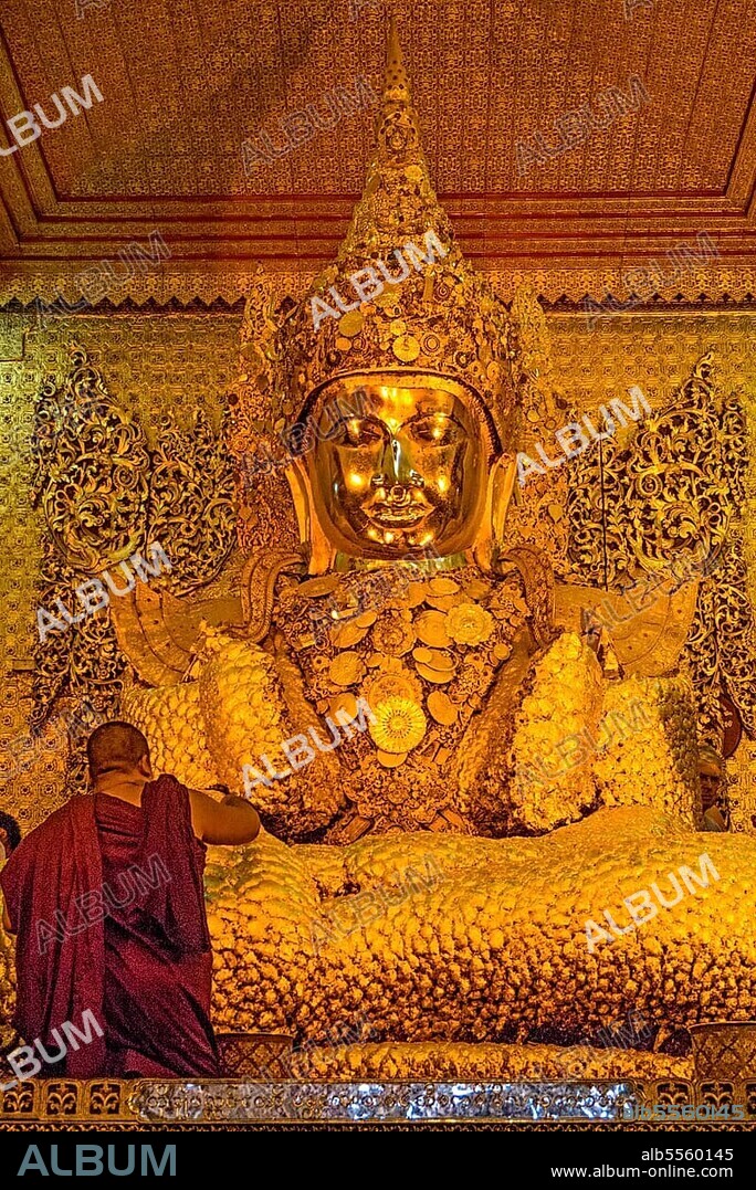 Buddha statue dressed in gold plate, Mahamuni Pagoda, Mandalay, Myanmar
