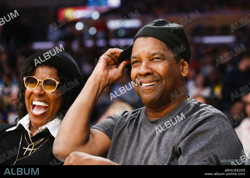 December 2, 2018 - Los Angeles, California, U.S - Actor Denzel Washington and his wife Pauletta attend a basketball game between the Los Angeles Lakers and the Phoenix Suns at Staples Center on December 02, 2018 in Los Angeles. 02/12/2018