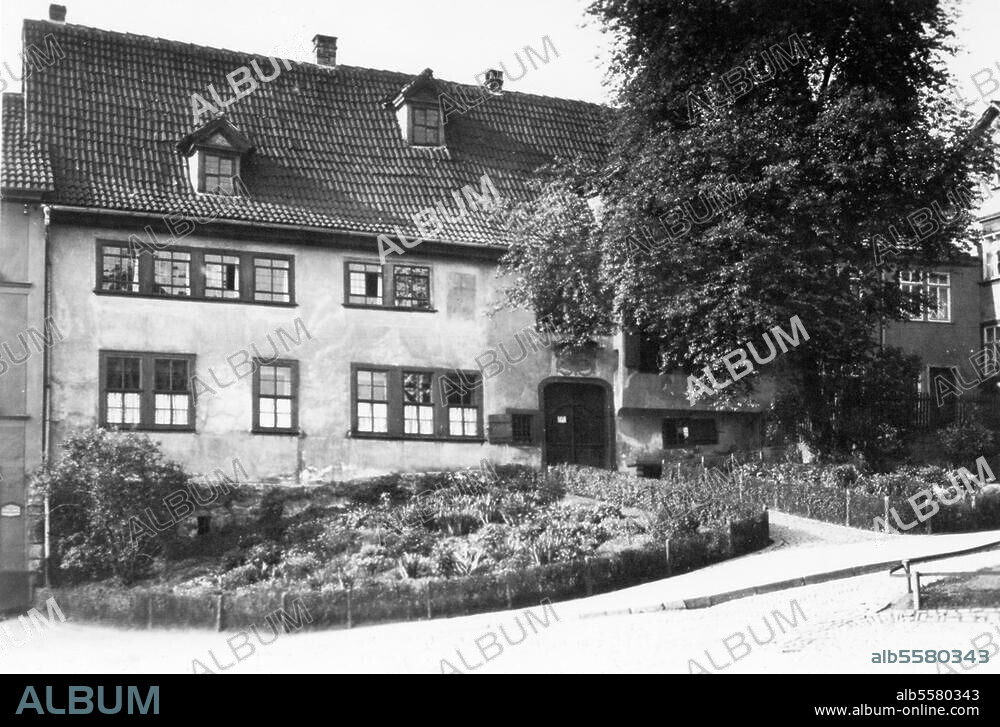 zu: Bach, Johann Sebastian Komponist; 1685-1750. "Bachhaus" in Eisenach, Rittergasse. (vermeintl. Geburtshaus Bachs, seit 1906 Bach-Gedenkstätte). Außenansicht. Foto, um 1910.
