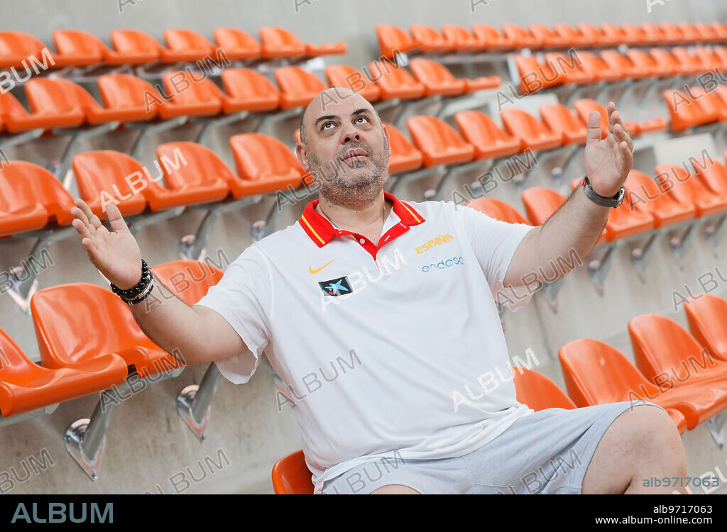 Valencia, 08/29/2018. Lucas Mondelo the national women's basketball coach. Photo: Rober Solsona ARCHDC.