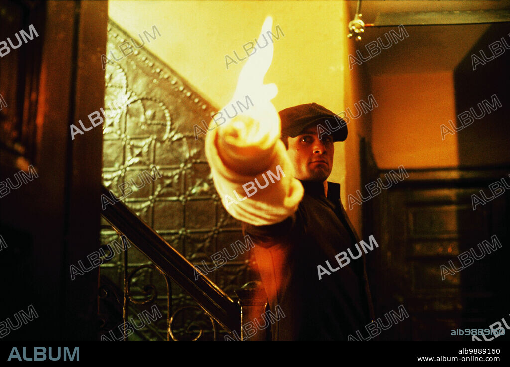 ROBERT DE NIRO dans PARRAIN, 2ÈME PARTIE, LE, 1974 (THE GODFATHER PART II), réalisé par FRANCIS FORD COPPOLA. Copyright PARAMOUNT PICTURES.