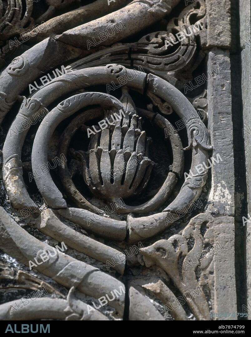 DET DECORACION FLORAL DEL MURO DE LA MEZQUITA-ARTE HINDU.