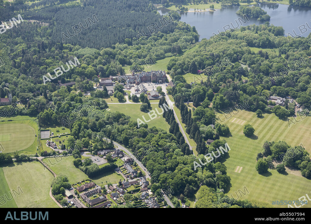 HISTORIC ENGLAND. Bearwood College (now Reddam House School), Wokingham, 2018. Formerly home to the Walter family of The Times newspaper, after being used as a military convalescent home during the First World War, it became a Royal Merchant Navy School in 1920s and then an independent boarding school in 1961.
