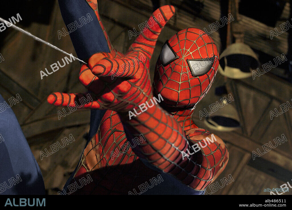 TOBEY MAGUIRE in SPIDER-MAN 2, 2004, unter der Regie von SAM RAIMI. Copyright COLUMBIA PICTURES/MARVEL ENTERTAINMENT.