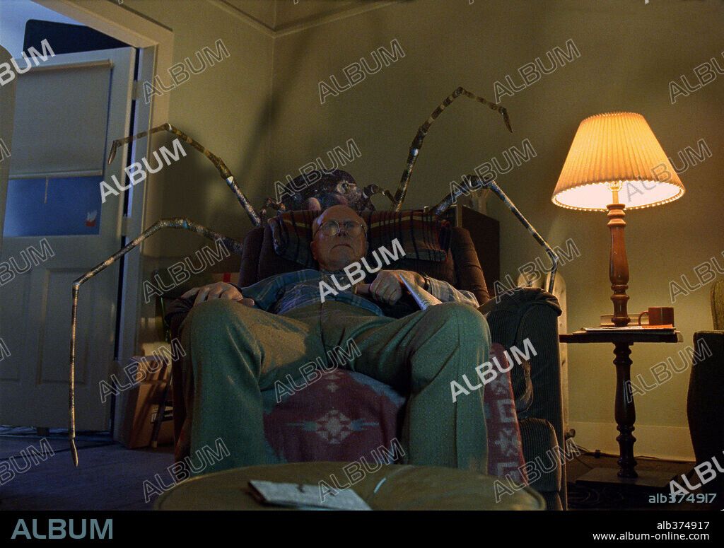 ARAC ATTACK, 2002 (EIGHT LEGGED FREAKS), dirigida por ELLORY ELKAYEM. Copyright WARNER BROS. PICTURES.