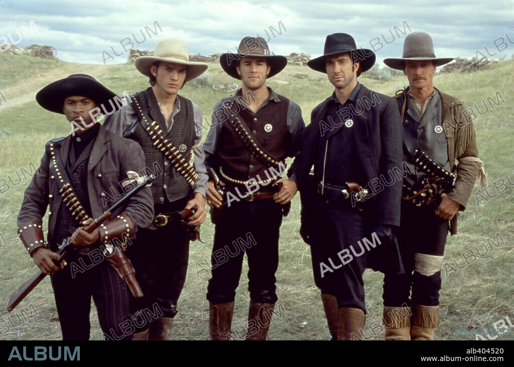 ASHTON KUTCHER, DYLAN McDERMOTT, JAMES VAN DER BEEK and Usher in TEXAS RANGERS, 2001, directed by STEVE MINER. Copyright DIMENSION FILMS.