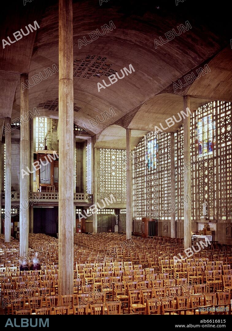 AUGUSTE PERRET. INTERIOR DE LA IGLESIA DE NUESTRA SEÑORA DE LA CONSOLACION - 1922/1923.