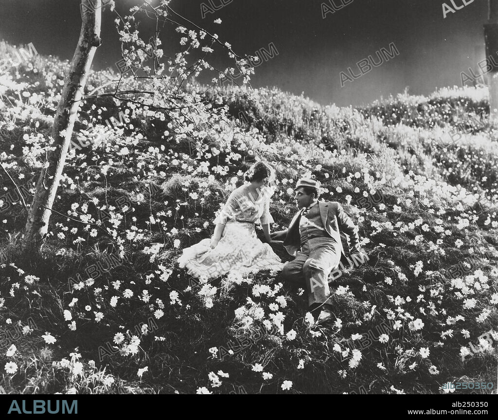 THE STUDENT PRINCE IN OLD HEIDELBERG, 1927, directed by ERNST LUBITSCH. Copyright M.G.M.