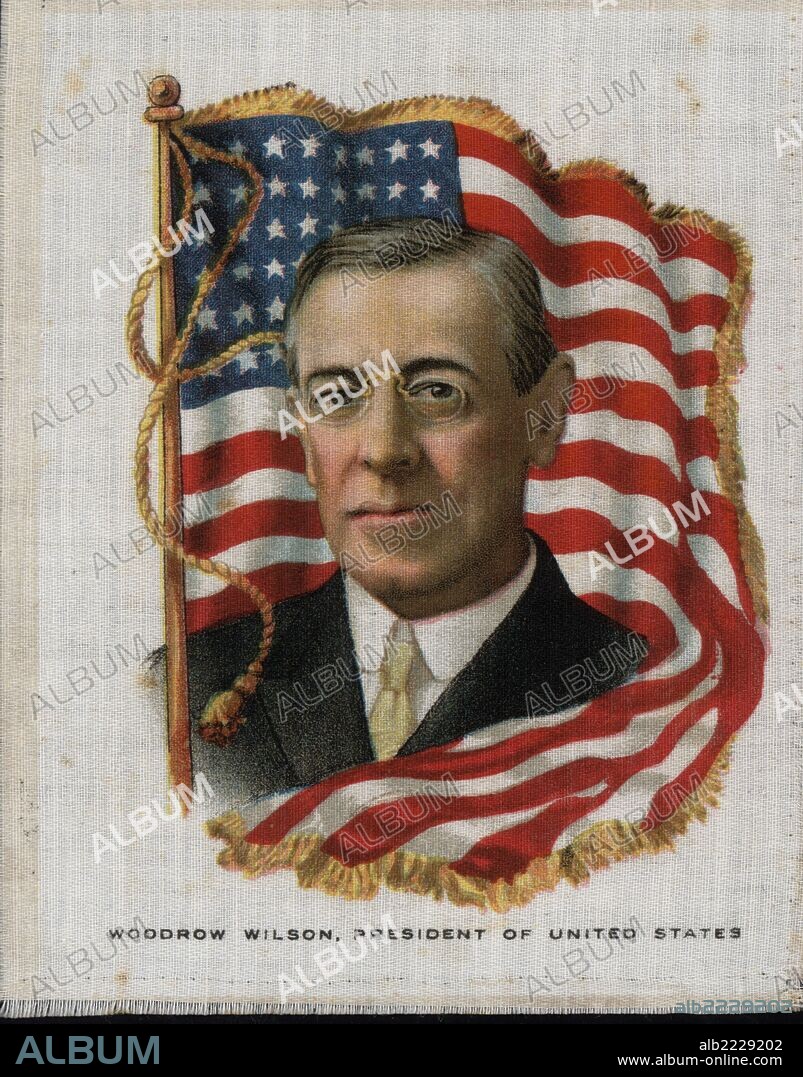 Thomas Woodrow Wilson (1856-1924), vigésimo octavo presidente de los Estados Unidos de América del Norte. Retrato y bandera impresos sobre tela. Años 1920.