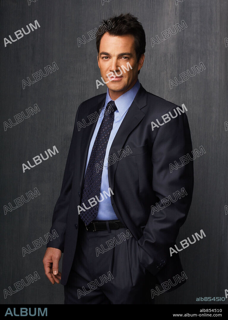 JON TENNEY dans CLOSER, THE-TV, 2005. Copyright WARNER BROS. PICTURES / ECCLES, ANDREW.