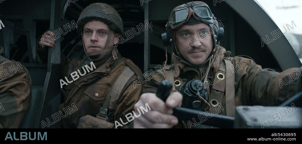 COEN BRIL y TOM FELTON en LA BATALLA OLVIDADA, 2020 (SLAG OM DE SCHELDE, DE), dirigida por MATTHIJS VAN HEIJNINGEN. Copyright Levitate Film / Caviar Films.