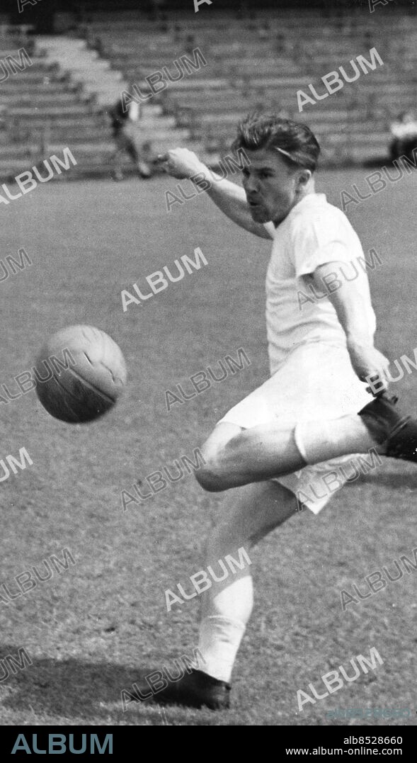 STOCKHOLM 195311. Ungerske fotbollsspelaren Ferenc Puskas.. Foto: Expressen Kod: 192 COPYRIGHT SCANPIX.