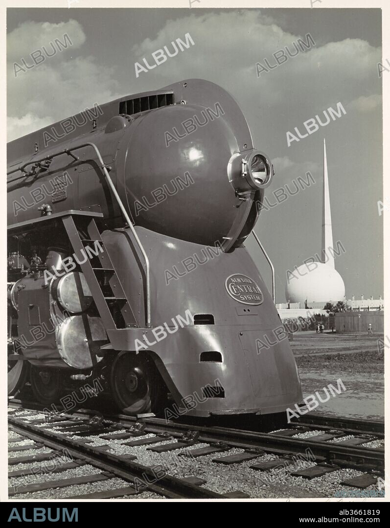 [Locomotive, with Entrance to Perisphere of 1939 New York World's Fair in Background]. Artist: Samuel H. Gottscho (American, 1875-1971). Dimensions: 33.0 x 25.4 cm (13 x 10 in.). Date: ca. 1939.