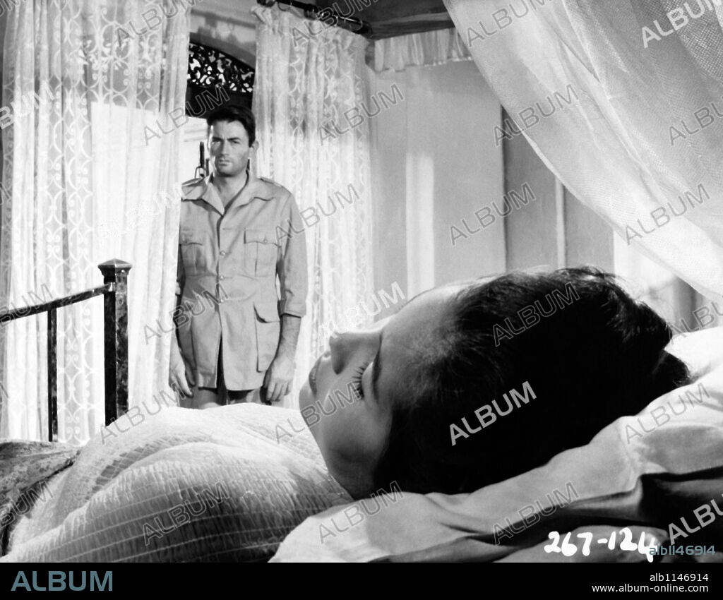GREGORY PECK en LLANURA ROJA, 1954 (THE PURPLE PLAIN), dirigida por ROBERT PARRISH. Copyright RANK/UNITED ARTISTS.