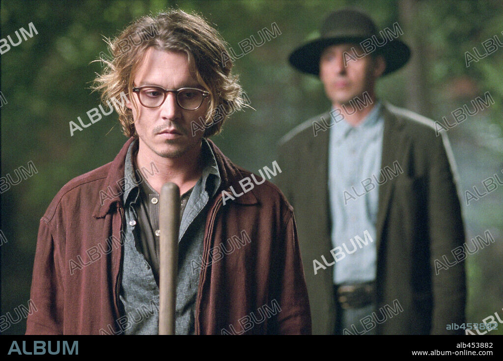 JOHNNY DEPP in SECRET WINDOW, 2004, directed by DAVID KOEPP. Copyright COLUMBIA PICTURES.