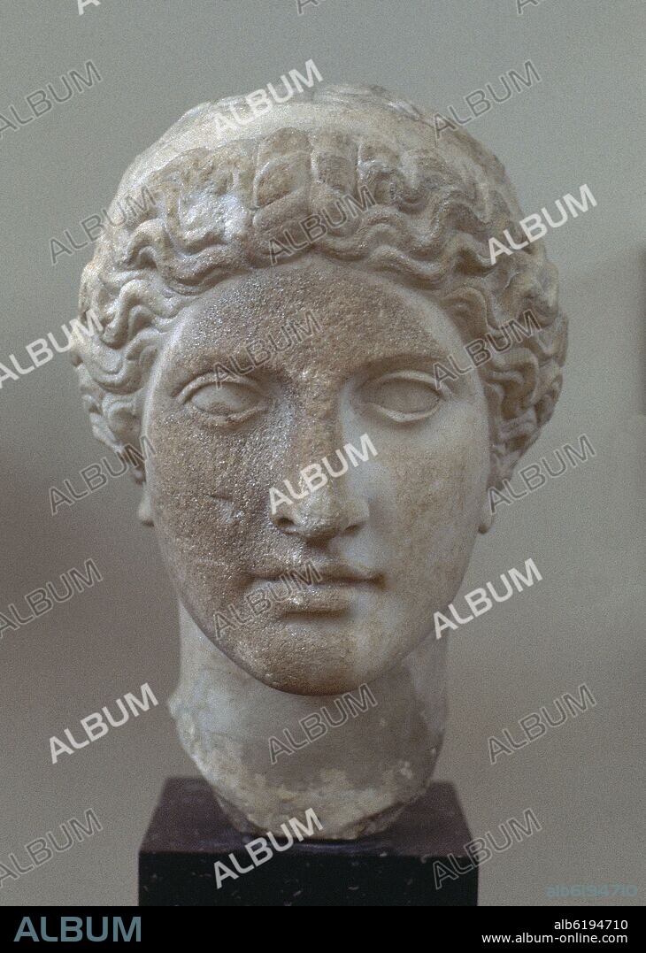 POLICLETO (450 AC-420 AC). CABEZA DE HERA - 420 AC.