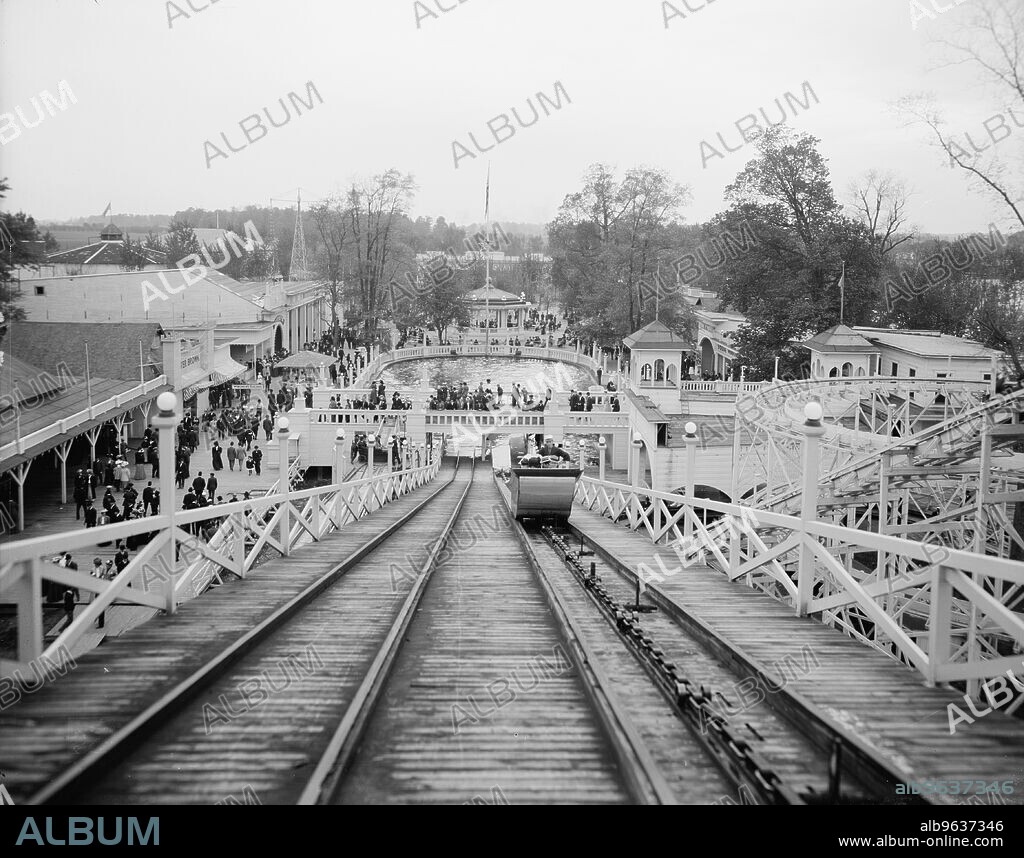 White City, Louisville, Ky., between 1900 and 1910.