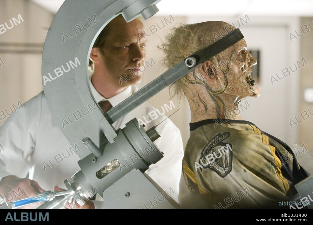 IAIN GLEN in RESIDENT EVIL: EXTINCTION, 2007, directed by RUSSELL MULCAHY. Copyright RESIDENT EVIL PRODUCTIONS/CONSTANTIN FILM PRODUKTION.