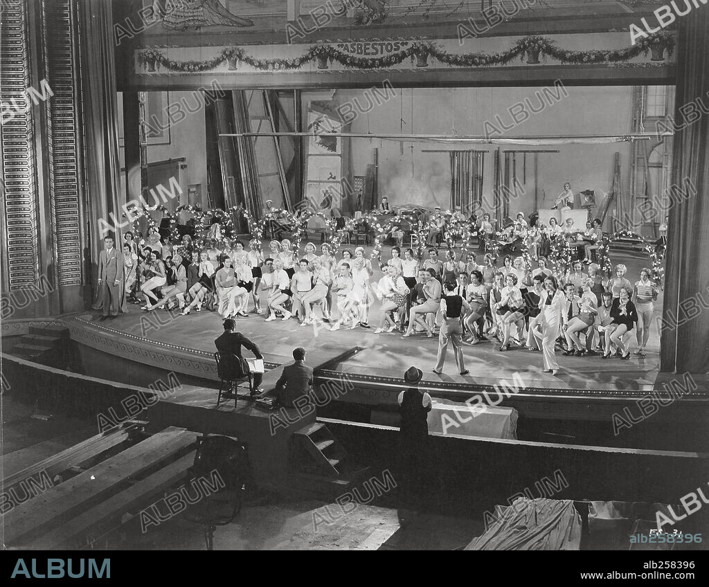 LA CALLE 42, 1933 (42ND STREET), dirigida por LLOYD BACON. Copyright WARNER BROTHERS.