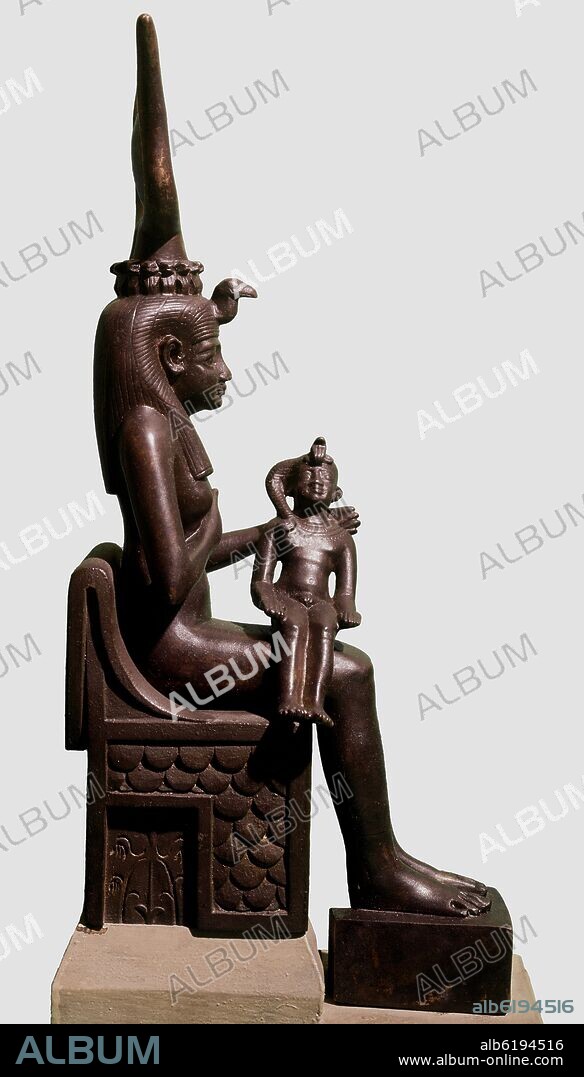 DIOSA ISIS CON SU HIJO HORUS EN BRAZOS(FIGURA EN BRONCE).