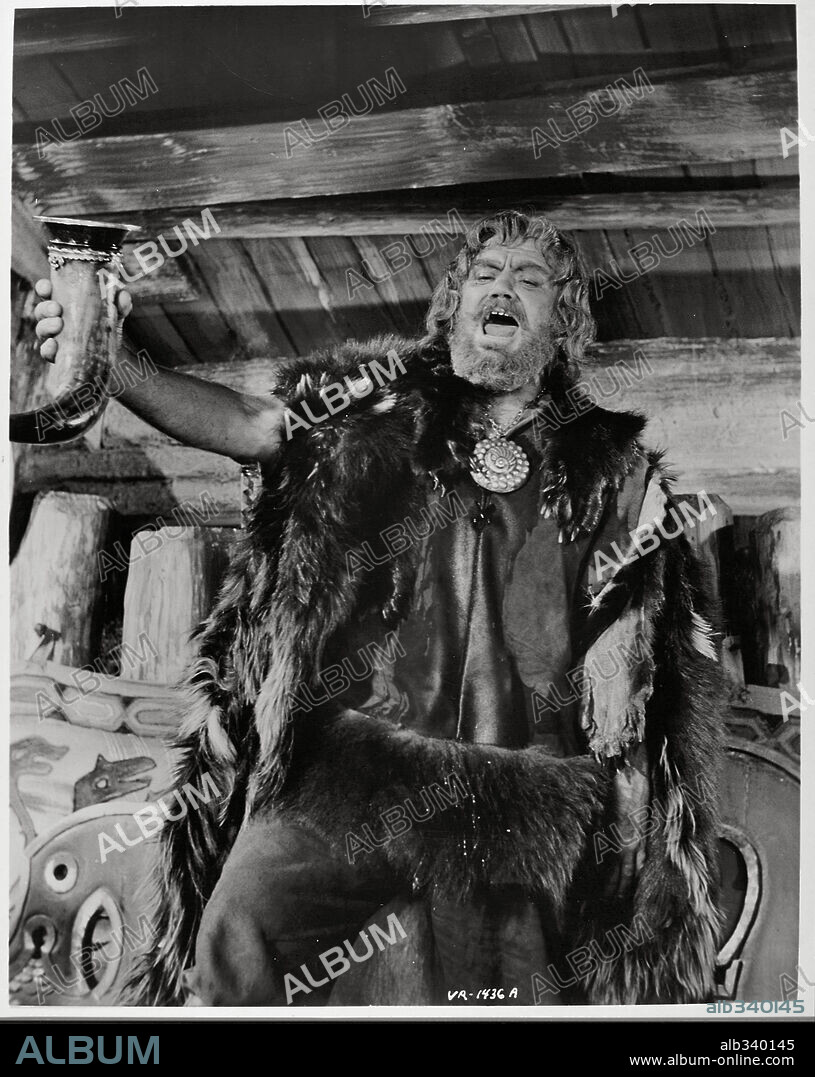 ERNEST BORGNINE in THE VIKINGS, 1958, directed by RICHARD FLEISCHER. Copyright BRYNA PRODUCTION/UNITED ARTISTS.