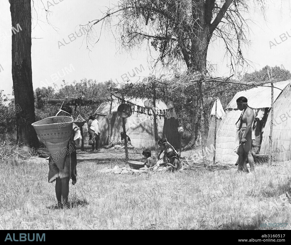 California: c. 1930 California Native Americans lived in village communities that varied in size from a few families to several hundred people. The Yokut Indians of the San Joaquin Valley arranged their houses in orderly rows., and made sun shades in front of their houses for outdoor living.