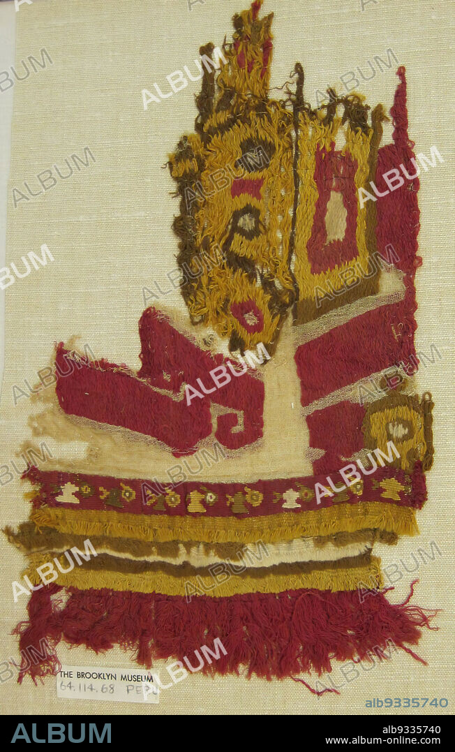 Mantle, Fragment or Hanging, Fragment, Chimú, Cotton, camelid fiber, 1000-1532, Late Horizon Period, 13 5/8 × 8 1/4 in., 34.6 × 21 cm.