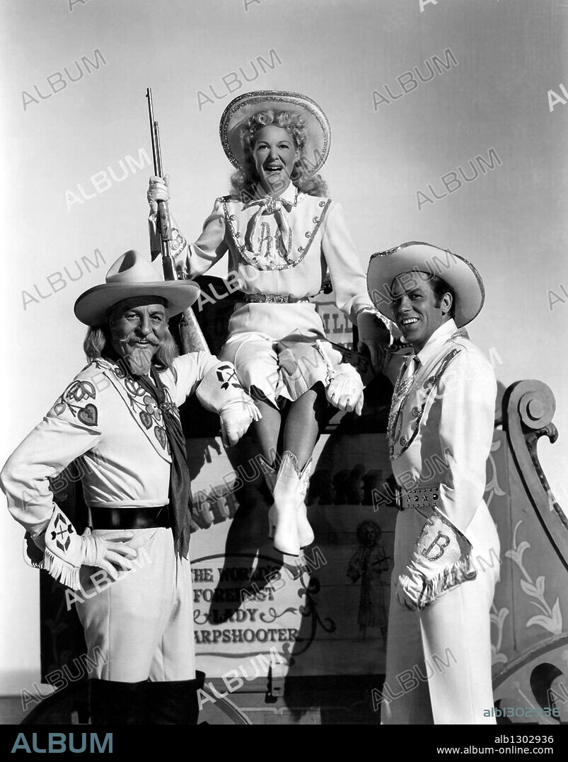 BETTY HUTTON, HOWARD KEEL y LOUIS CALHERN en LA REINA DEL OESTE, 1950 (ANNIE GET YOUR GUN), dirigida por GEORGE SIDNEY. Copyright M.G.M.