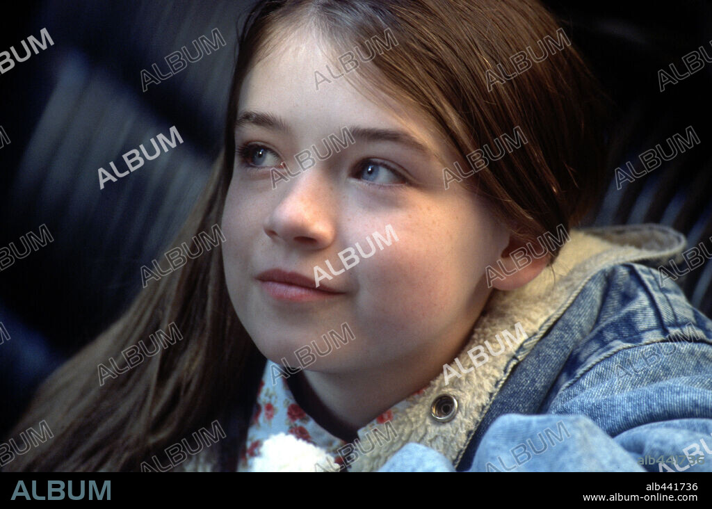 SARAH BOLGER in IN AMERICA, 2002, directed by JIM SHERIDAN. Copyright 20TH CENTURY FOX / WETCHER, BARRY.