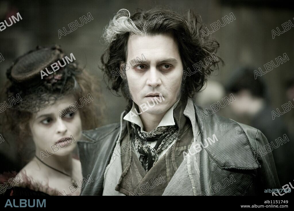 HELENA BONHAM CARTER und JOHNNY DEPP in SWEENEY TODD: THE SWEENEY TODD: DEMON BARBER OF FLEET STREET, 2007, unter der Regie von TIM BURTON. Copyright DREAMWORKS SKG/MACDONALD/PARKES PROD./WARNER BROS. PICTURES.