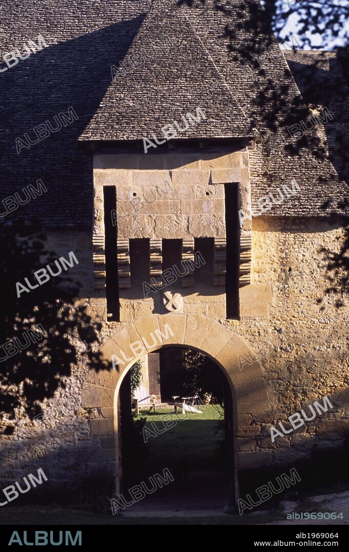 View of Chateau de la Grande Filolie, Saint-Amand-de-Coly, Aquitaine. France, 15th-17th century.