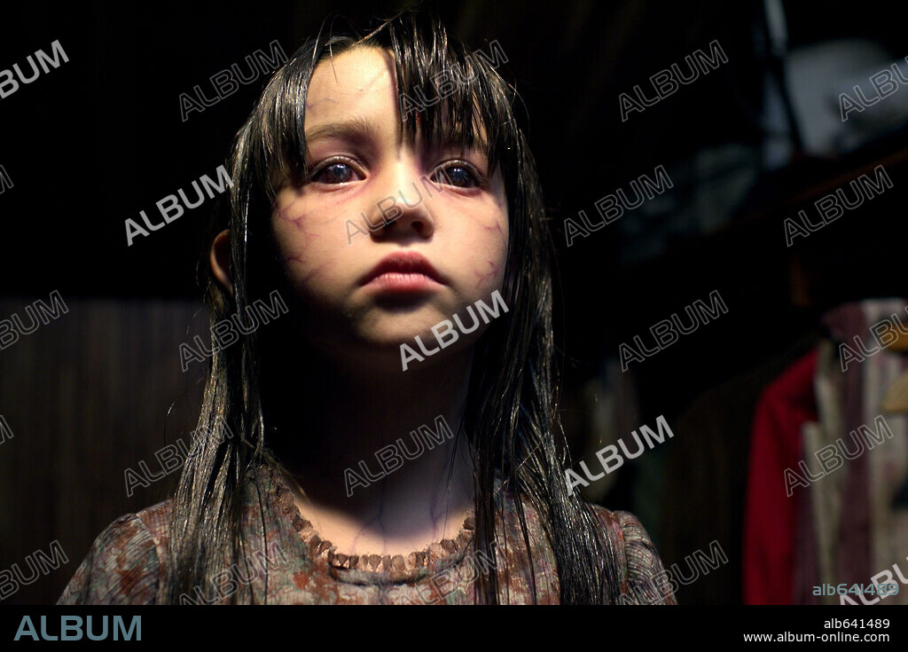ISABEL CONNER en LA MORADA DEL MIEDO, 2005 (THE AMITYVILLE HORROR), dirigida por ANDREW DOUGLAS. Copyright METRO GOLDWYN MAYER / IOVINO, PETER.
