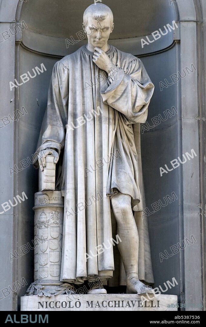 Statue of Niccolo Machiavelli, Uffizi art museum, Galleria degli Uffici, Florence, Tuscany, Italy, Europe