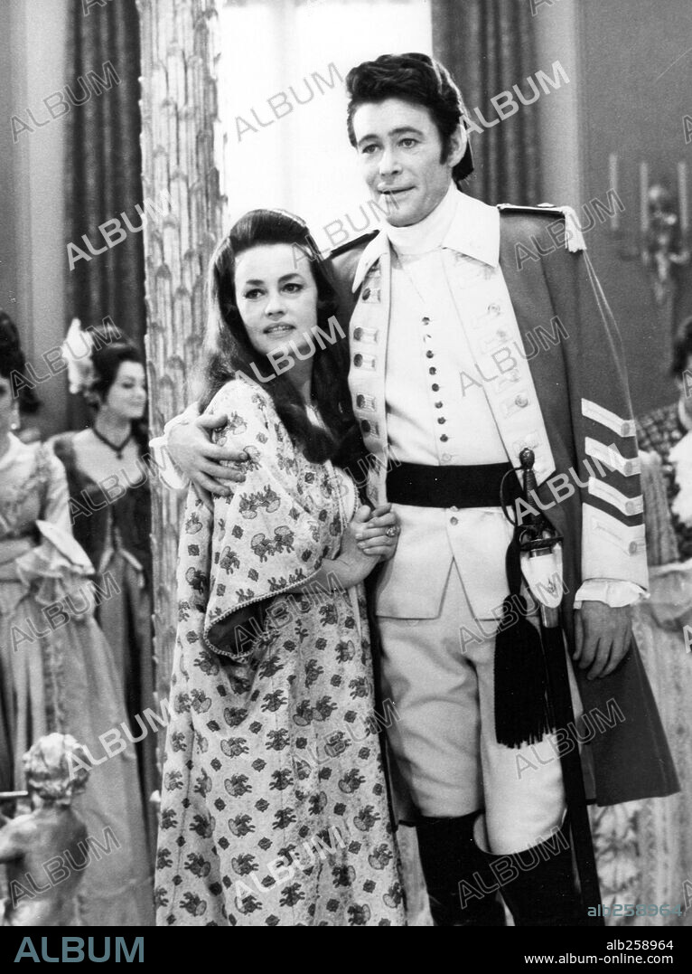 JEANNE MOREAU and PETER O'TOOLE in GREAT CATHERINE, 1968, directed by GORDON FLEMYNG. Copyright WARNER BROTHERS.