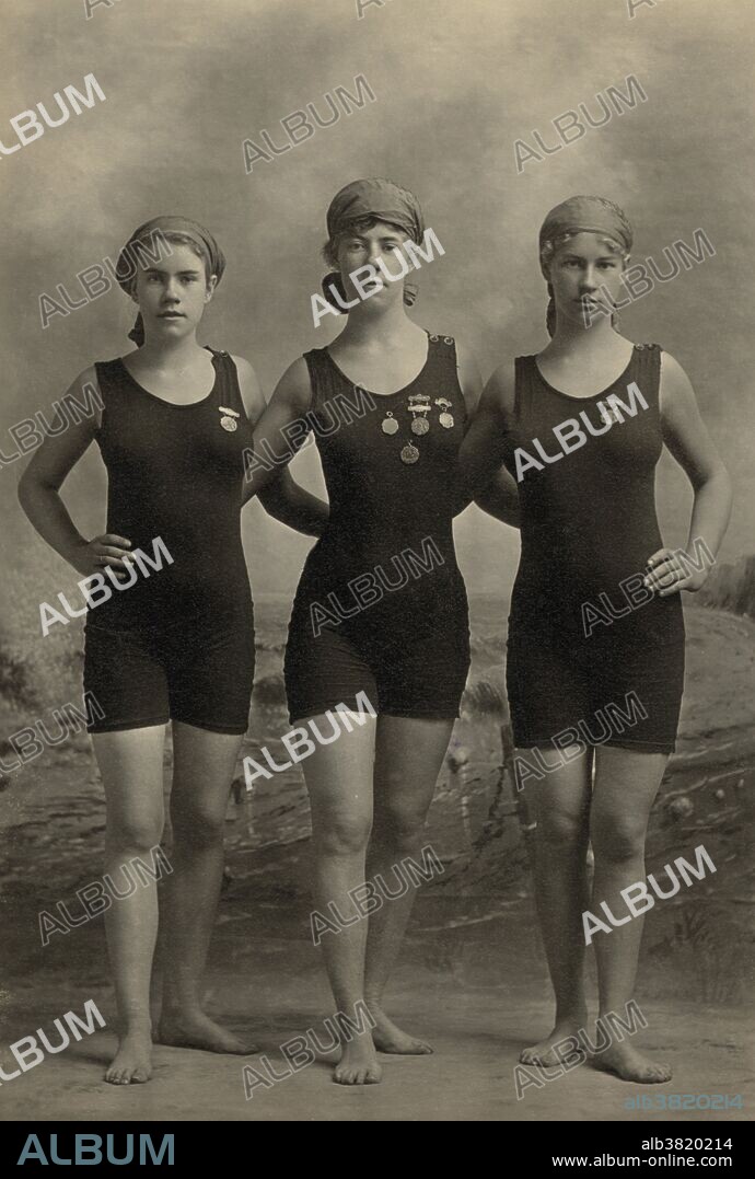 Fashion to figure swimsuits on sale