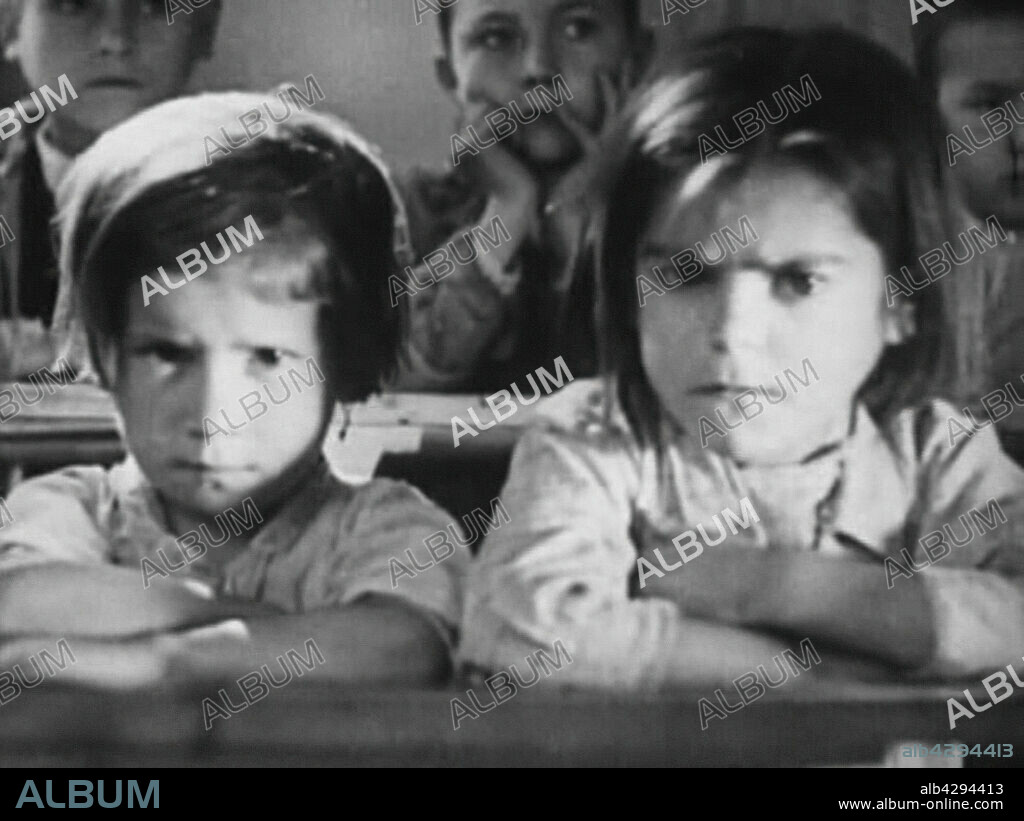 LAND WITHOUT BREAD, 1933 (LAS HURDES), directed by LUIS BUÑUEL. Copyright RAMON ACIN.