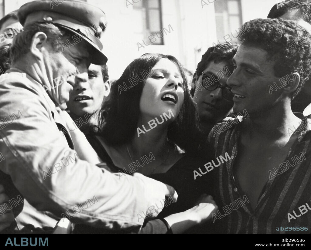 STEFANIA SANDRELLI in SEDOTTA E ABBANDONATA, 1964, unter der Regie von PIETRO GERMI.