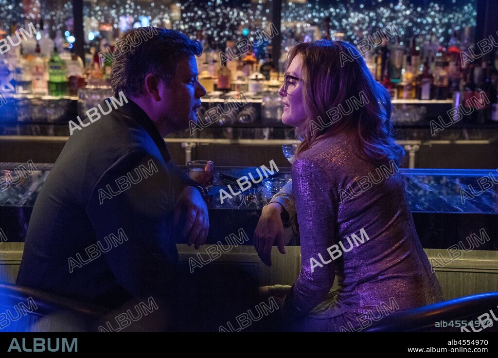 JULIANNE MOORE y SEAN ASTIN en GLORIA BELL, 2018, dirigida por SEBASTIAN LELIO. Copyright Filmnation Entertainment / Fabula.