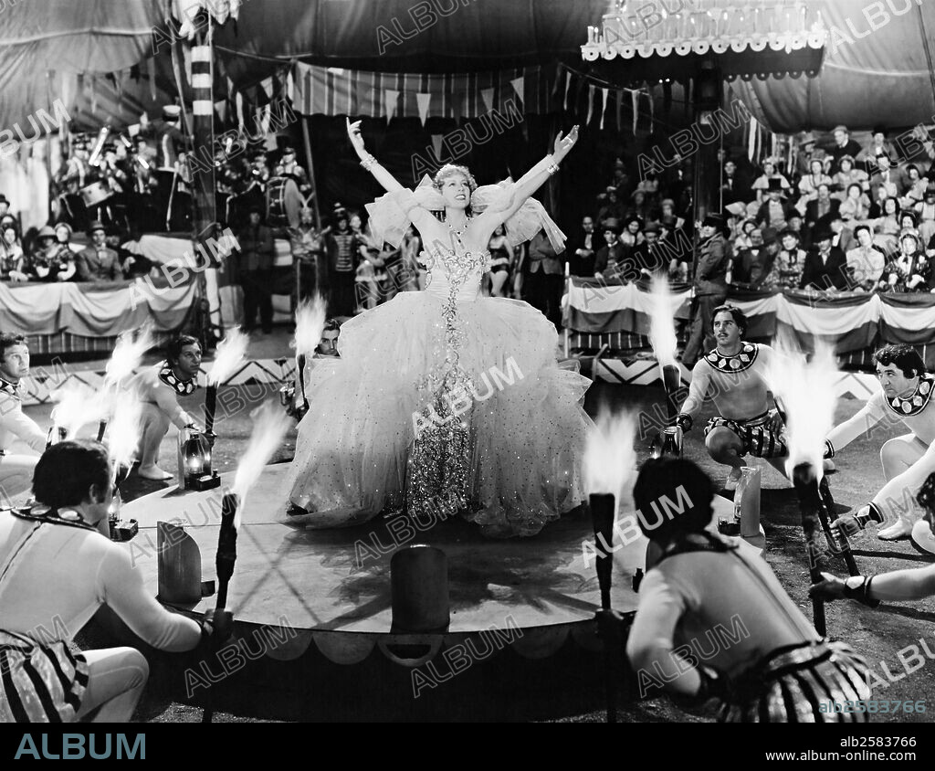 IRENE DUNNE en LA FURIA DEL ORO NEGRO, 1937 (HIGH, WIDE, AND HANDSOME), dirigida por ROUBEN MAMOULIAN. Copyright PARAMOUNT PICTURES.