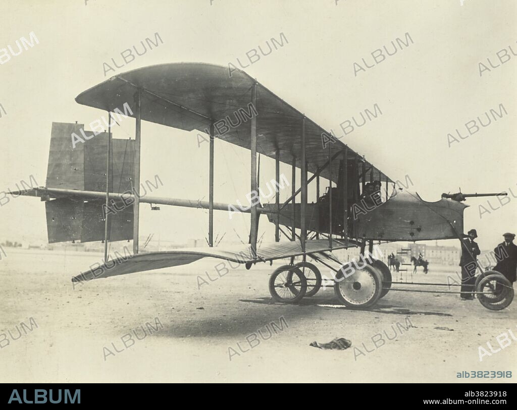 Early airplane with a gun mounted on it. Fedele Azari (Italian, 1895 - 1930); Milan, Italy; 1914 - 1929; Gelatin silver print.