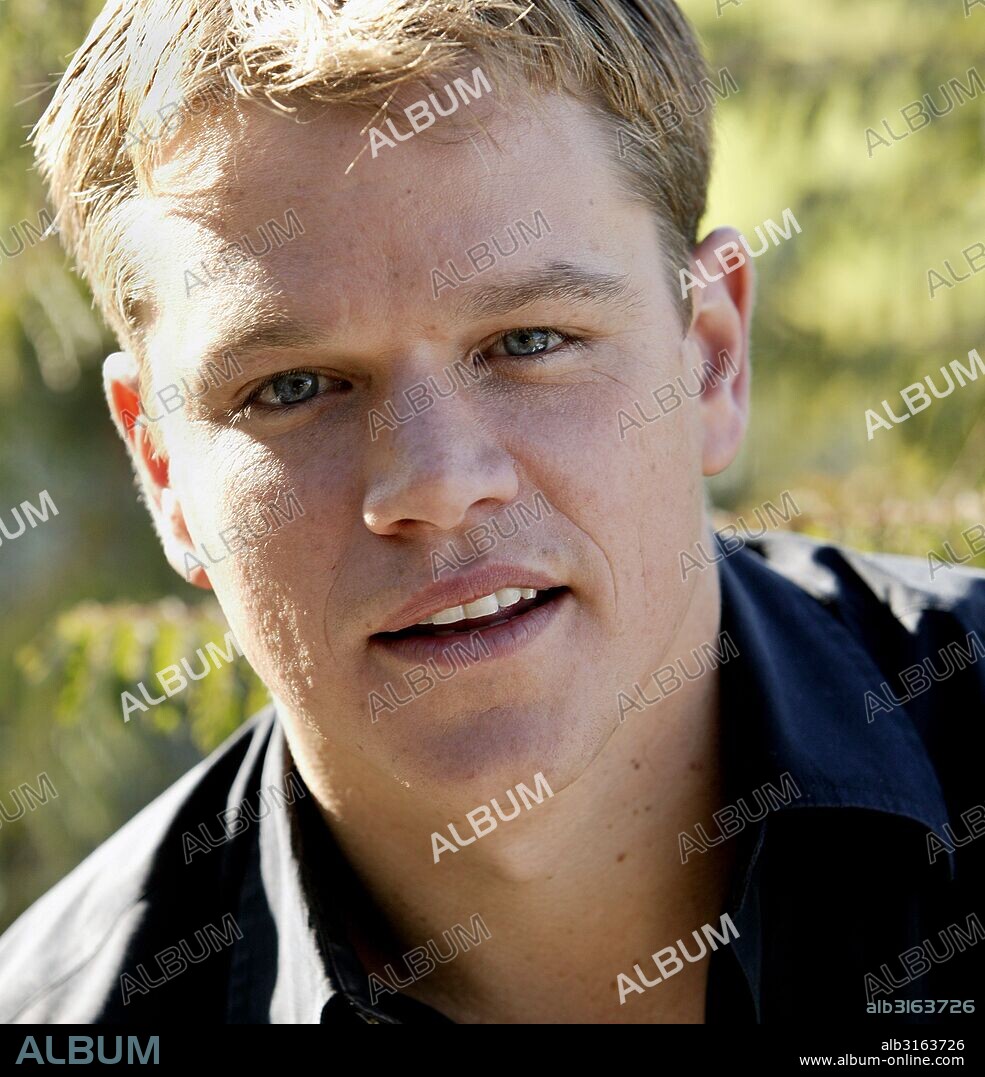 MATT DAMON. November 19, 2004 - U.S. - Matt Damon promoting ''Ocean's Twelve'' at Big Horn Golf Course in Palm Springs, CA. November 19, 2004. 19/11/2004