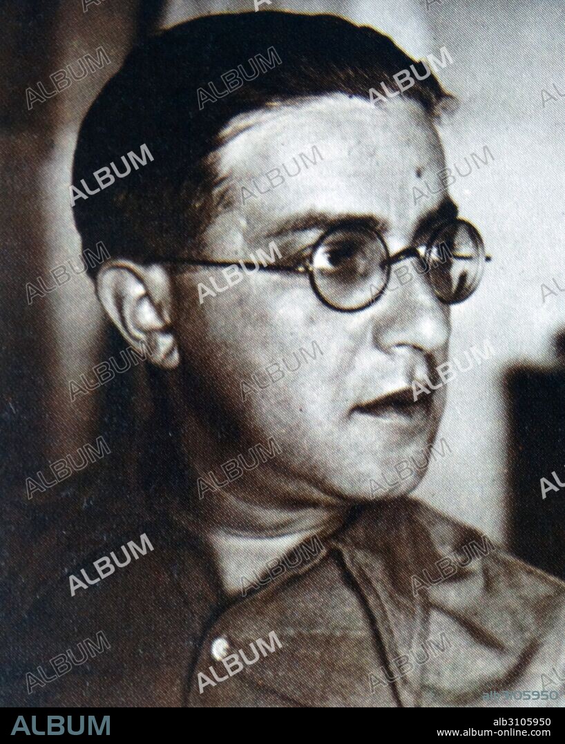 Mikhail Efimovich Koltsov (1898, – 1942), Soviet journalist. As a Pravda correspondent, he travelled to Spain to cover the Spanish Civil War, while at the same time he was working for the NKVD. He also acted as military advisor to Loyalist forces. in 1938 Koltsov was summoned from Spain and arrested on charges of anti-Soviet and terrorist activities as part of the Great Purge. He was sentenced to death and shot in 1940 or 1942.