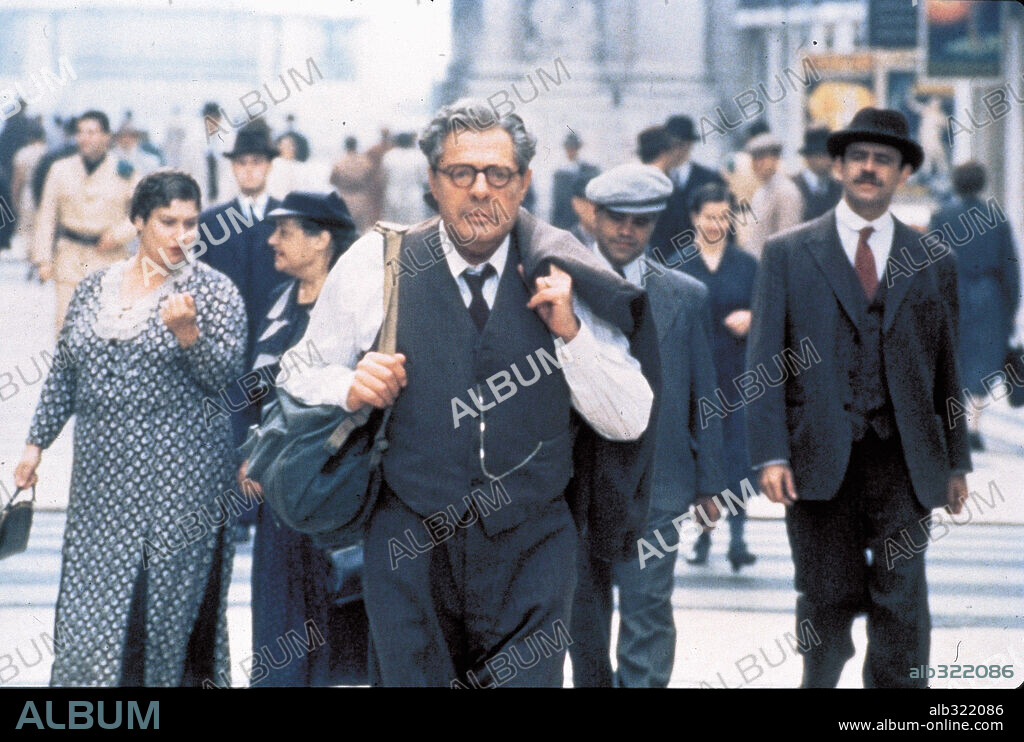 MARCELLO MASTROIANNI in SOSTIENE PEREIRA, 1996, unter der Regie von ROBERTO FAENZA. Copyright JEAN VIGO INTERNATIONAL.