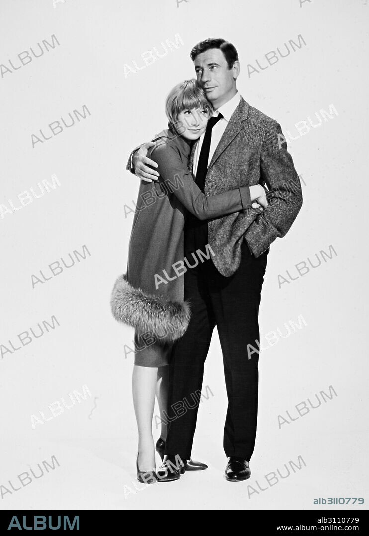 SHIRLEY MACLAINE and YVES MONTAND in MY GEISHA, 1962, directed by JACK CARDIFF. Copyright PARAMOUNT PICTURES.