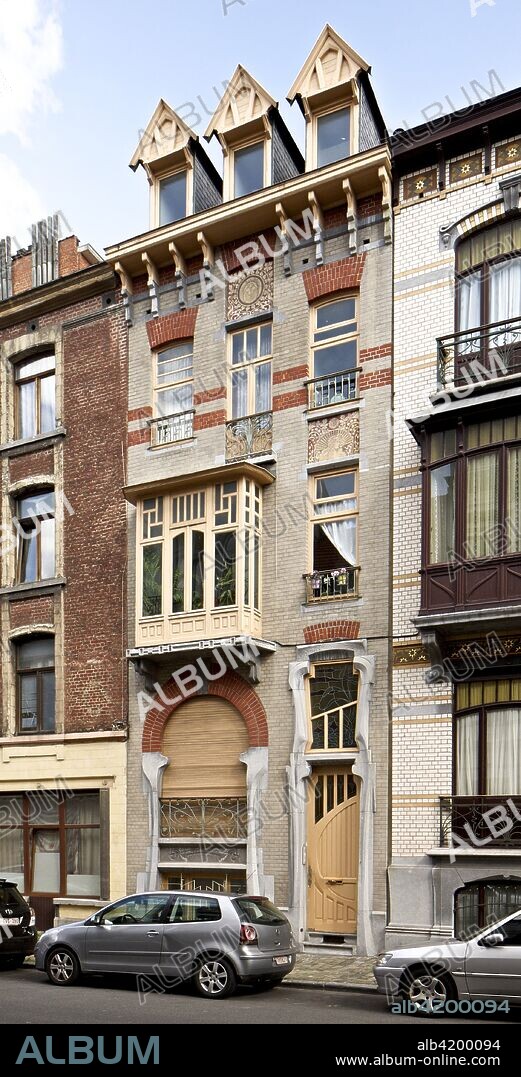 55 Rue Philippe Le Bon, Brussels, Belgium, c2014-2017. Armand van Waesberghe: 1902.