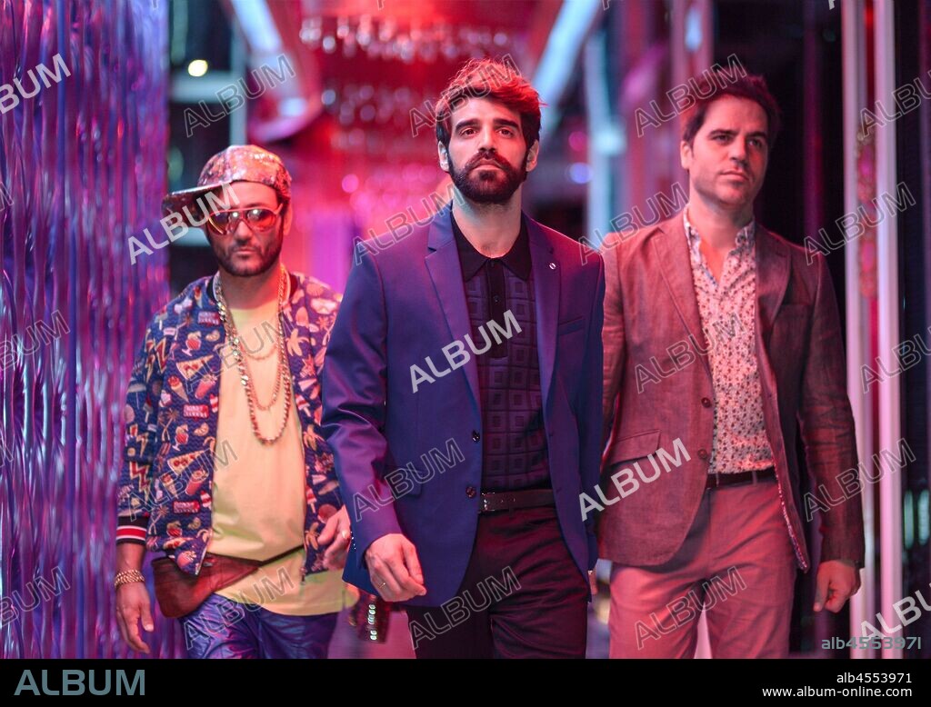 CARLOS SANTOS, DAVID VERDAGUER y ERNESTO SEVILLA en LO DEJO CUANDO QUIERA, 2019, dirigida por CARLOS THERON. Copyright Telecinco Cinema/Mod Producciones/Mediaset/Movistar+/Sony.