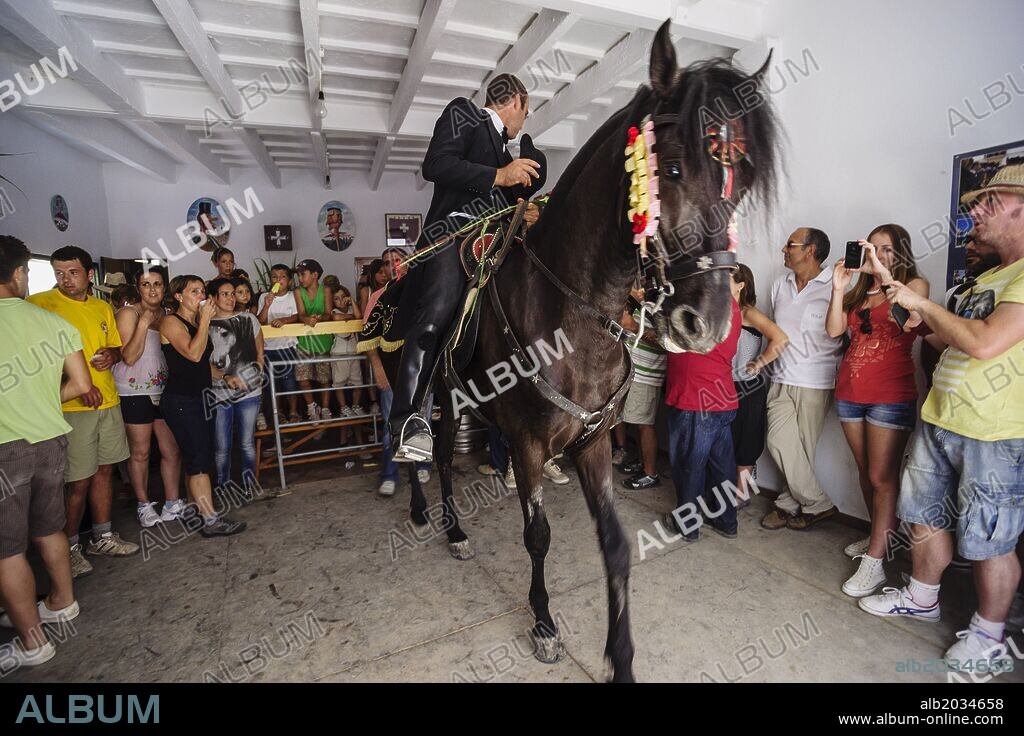 Caragol de Santa Clara, Fiestas de Sant Joan. Ciutadella. Menorca, Islas Baleares, españa.