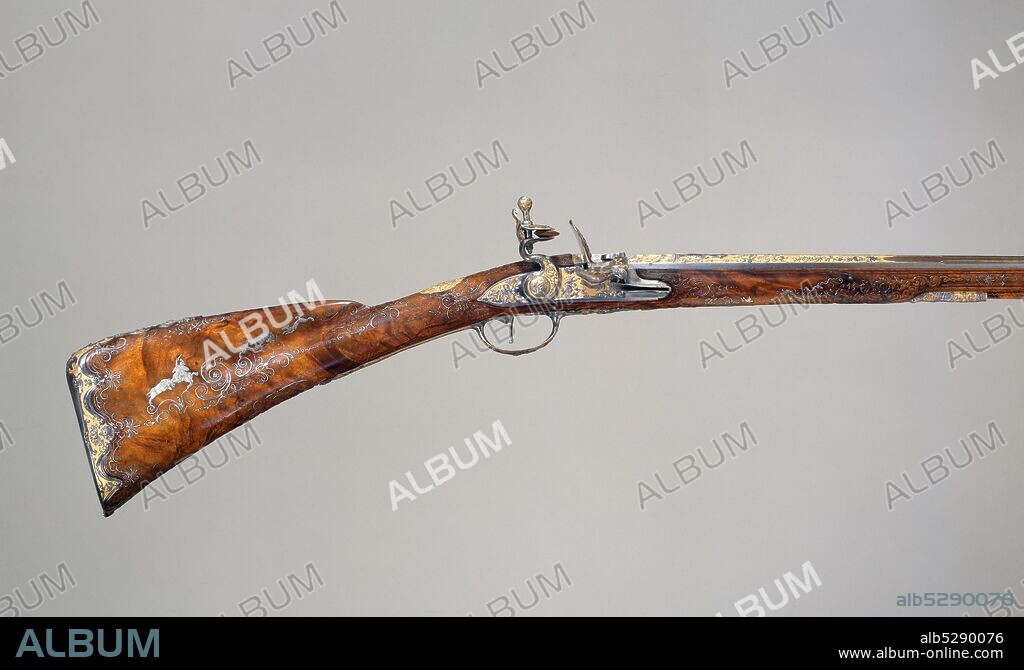 LOUIS JALEY, NICOLAS CARTERON and JOSEPH BLACHON. Flintlock Gun, French, Saint-Etienne, dated 1735.