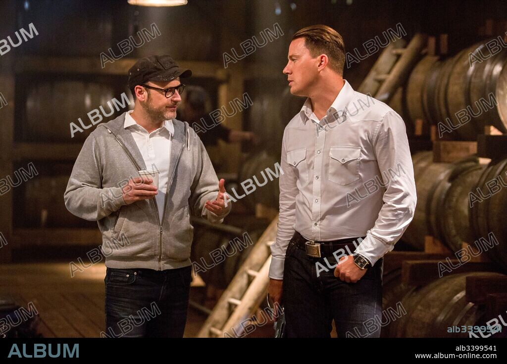 CHANNING TATUM und MATTHEW VAUGHN in KINGSMAN: THE GOLDEN CIRCLE, 2017, unter der Regie von MATTHEW VAUGHN. Copyright 20TH CENTURY FOX.