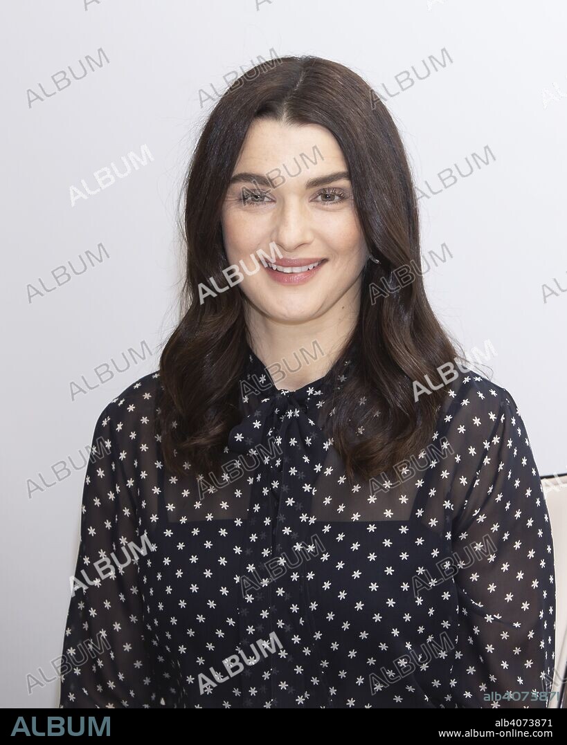 RACHEL WEISZ. November 16, 2018 - Hollywood, California, U.S. - Rachel Weisz stars in the movie The Favourite. 16/11/2018